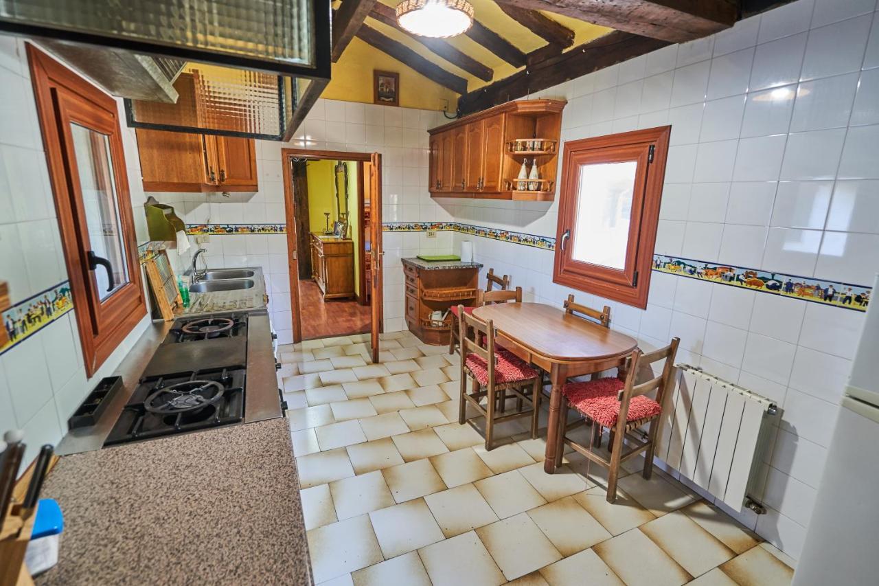 Garai Etxea, En La Montana Ferienhaus *