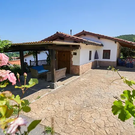 Garai Etxea, Casa Adosada En La Montana Arrankudiaga Esterno foto