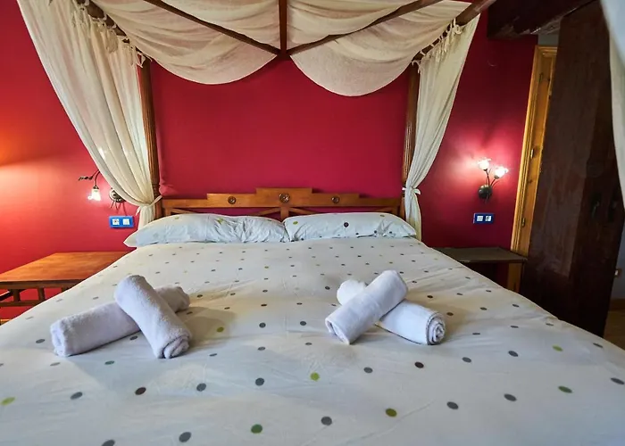 Garai Etxea, Casa Adosada En La Montana