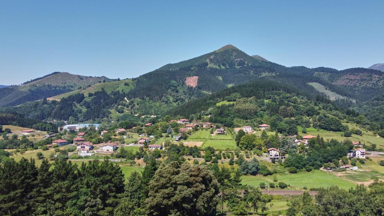Garai Etxea, En La Montana