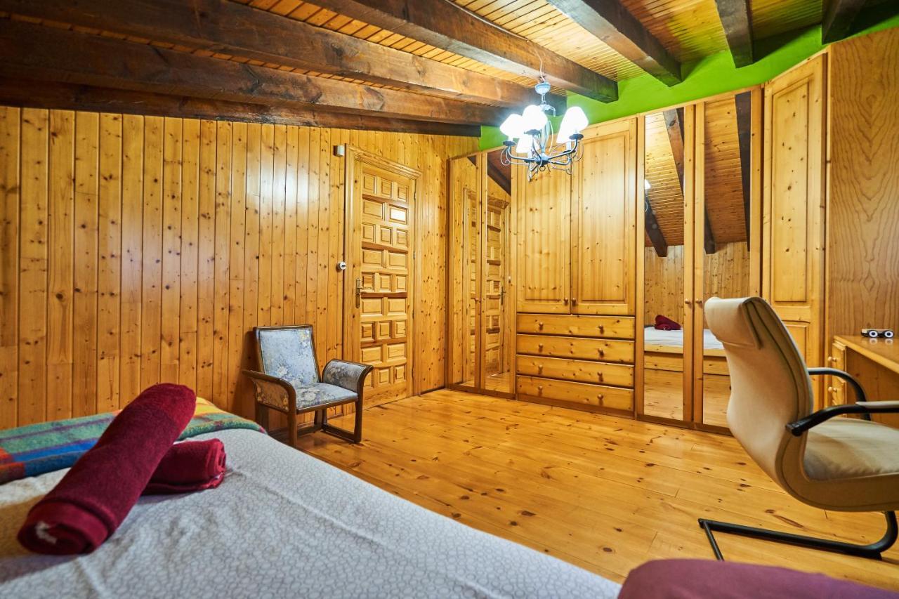 Garai Etxea, En La Montana Holiday home *